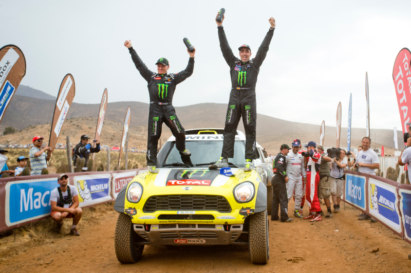 Illustration for article titled MINI Has Dominated The 2014 Dakar Cars